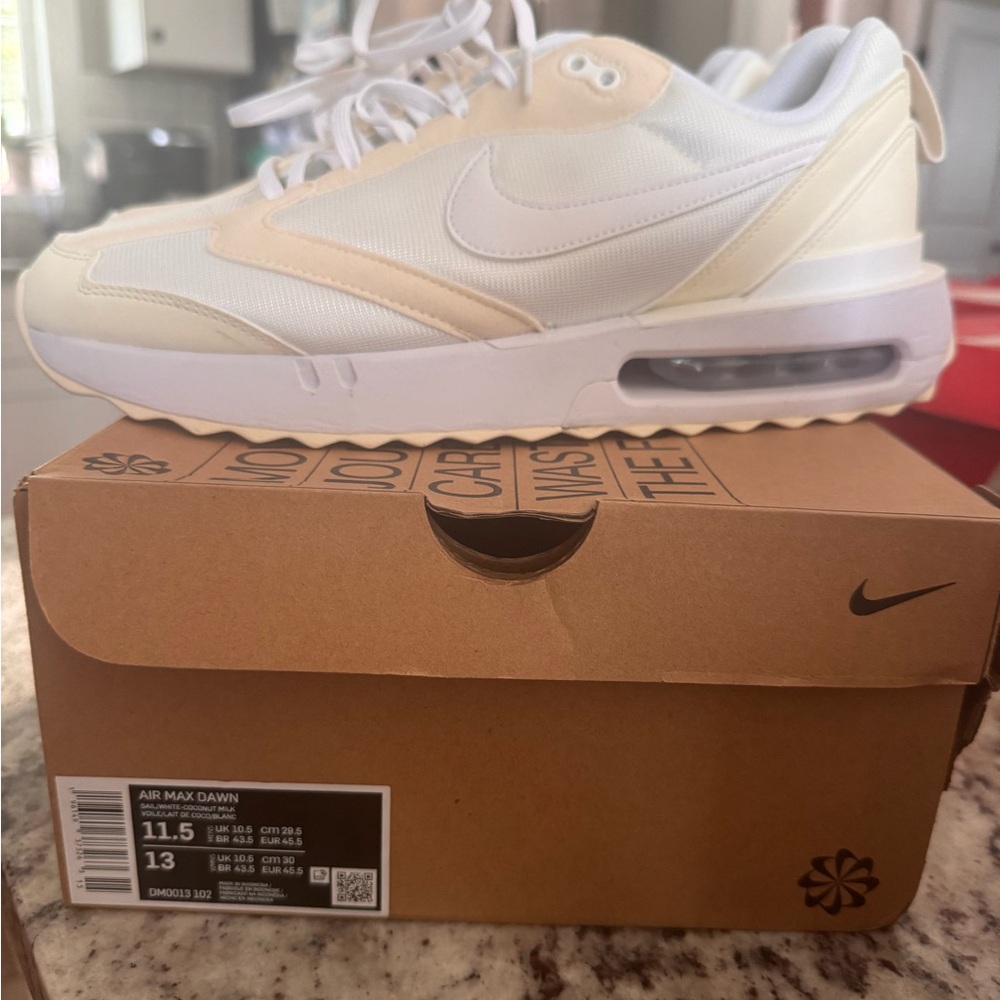 Nike Air Max Dawn in White and Cream